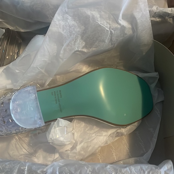 Betsy Johnson bride shoes size 11 - Picture 3 of 5